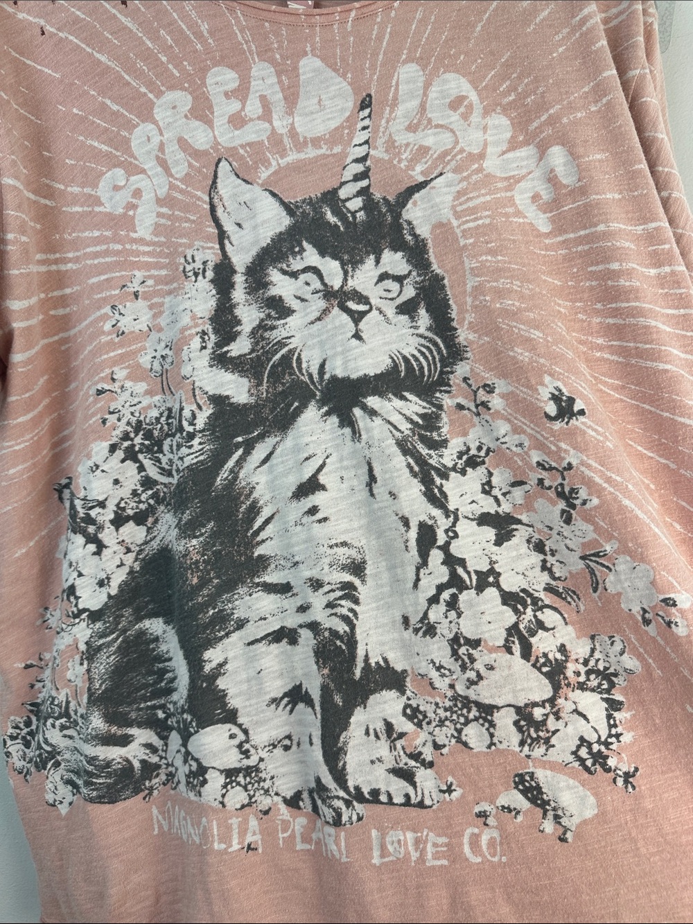 Magnolia Pearl Spread Love Cat Oversized Tee in Mollu Pink Distressed Cotton OS - Picture 5 of 16